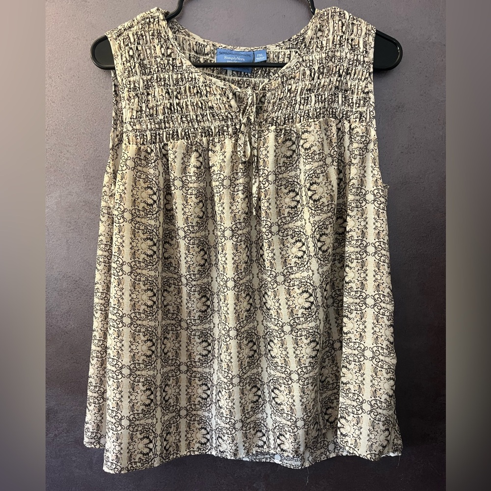 Simply Vera Vera Wang Black and Cream Sleeveless Blouse